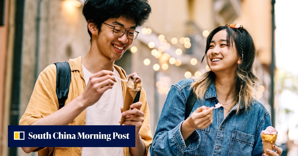 Why are some Chinese students choosing Spain despite its tough job market?