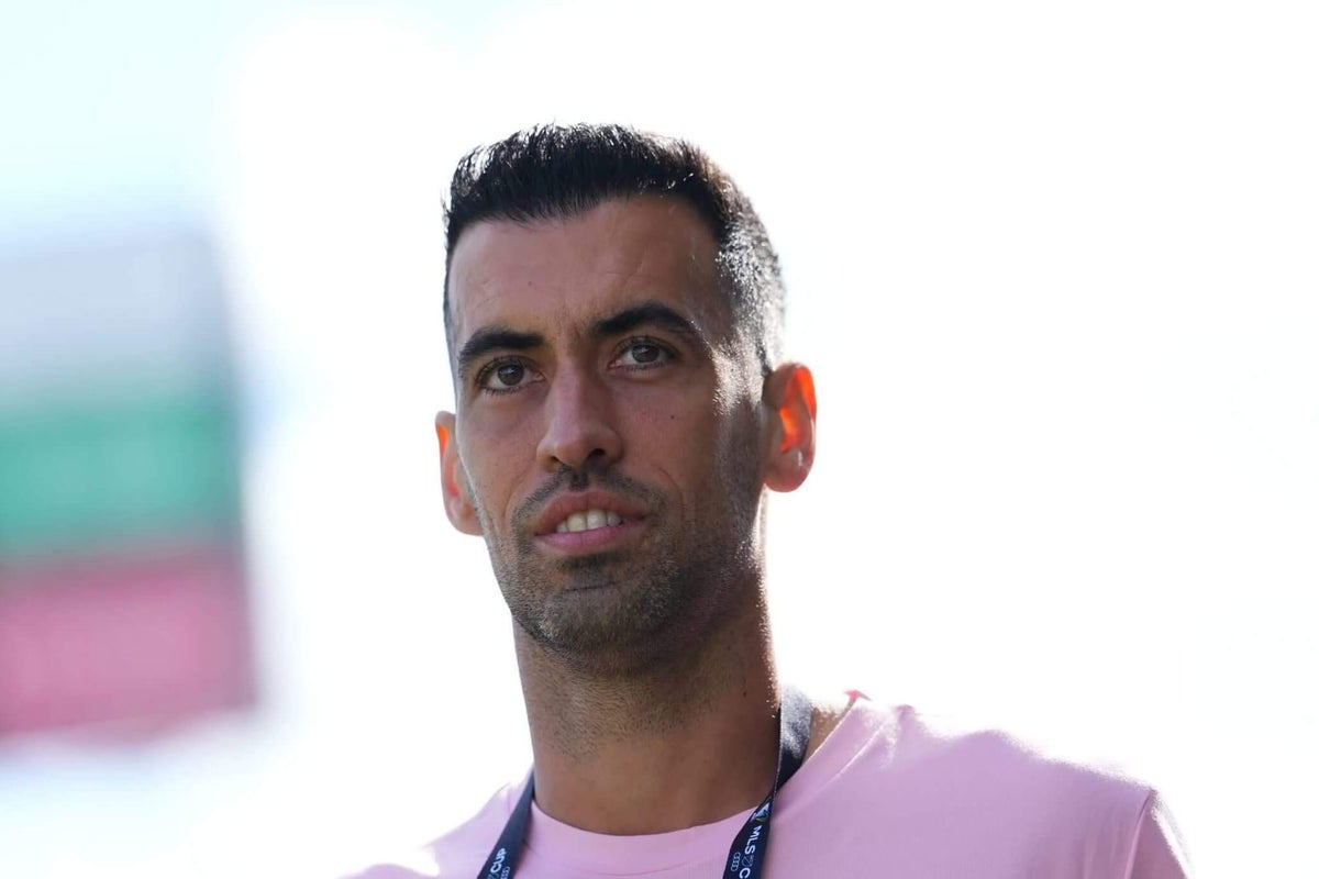 Sergio Busquets returns to Barcelona with reserve team coaching role