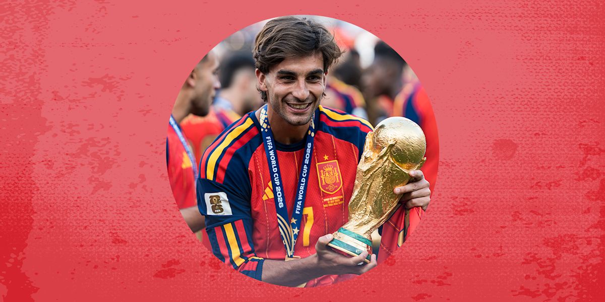 Spain's World Cup Hero Ferran Torres Shares His 4-Move Full-Body Workout