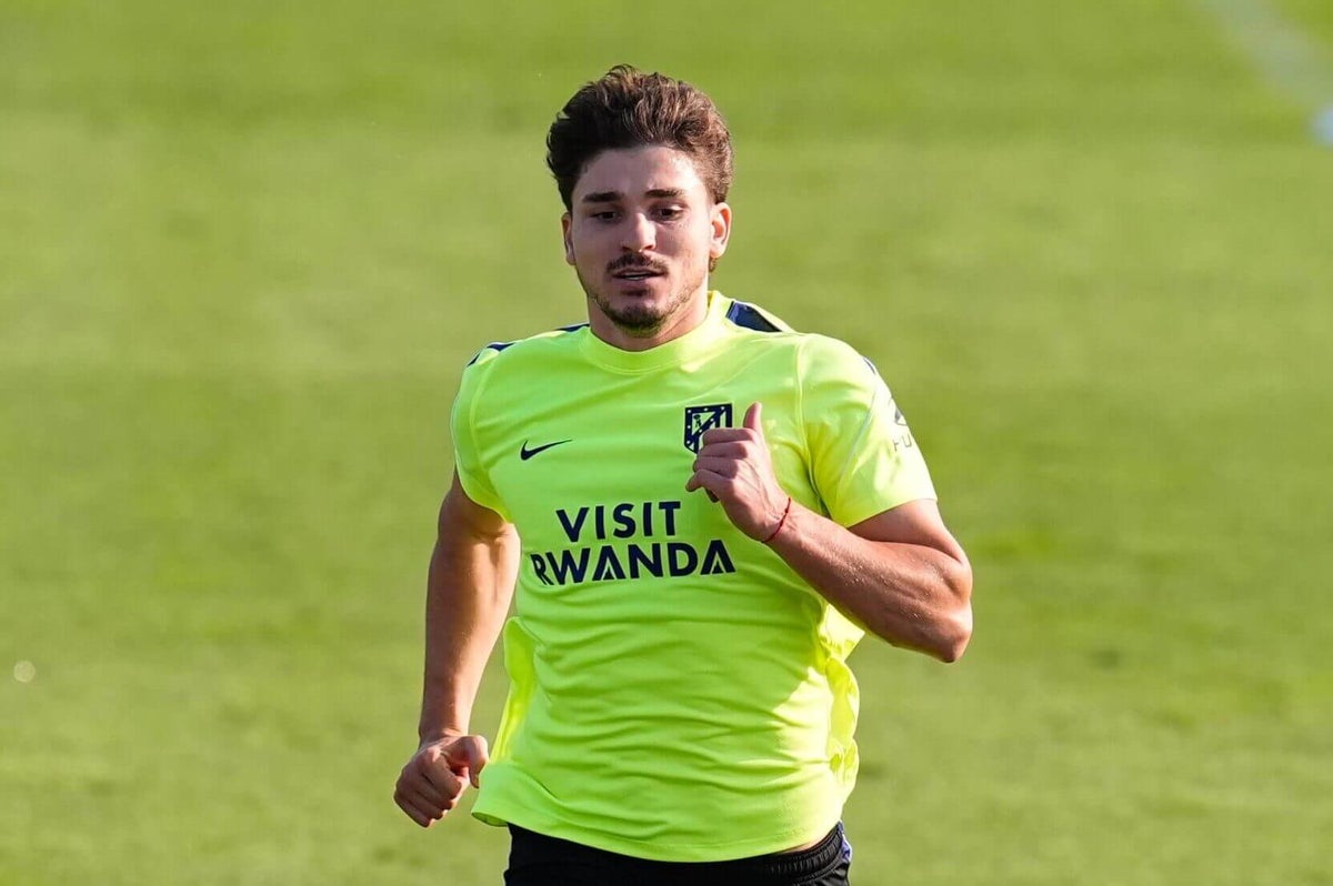 Barcelona’s striker shortage: Where is Alvarez pursuit at? How do Arsenal factor in?
