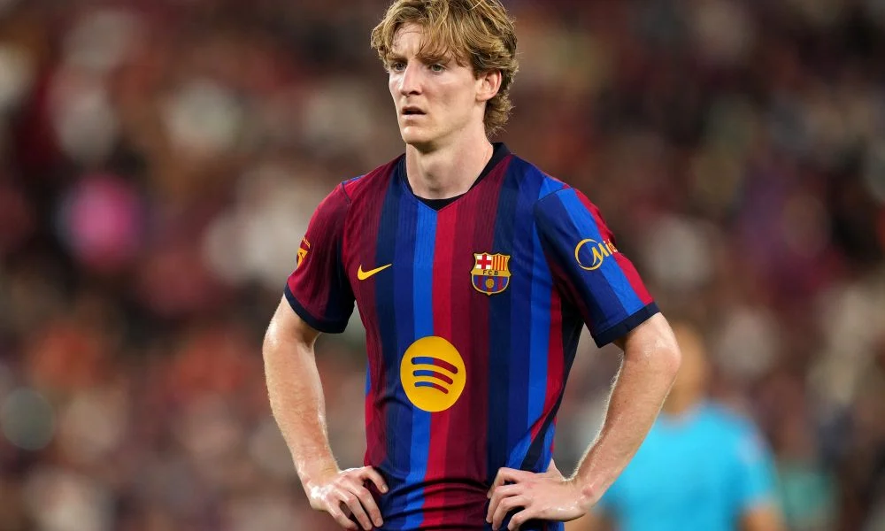 Anthony Gordon, Barcelona player