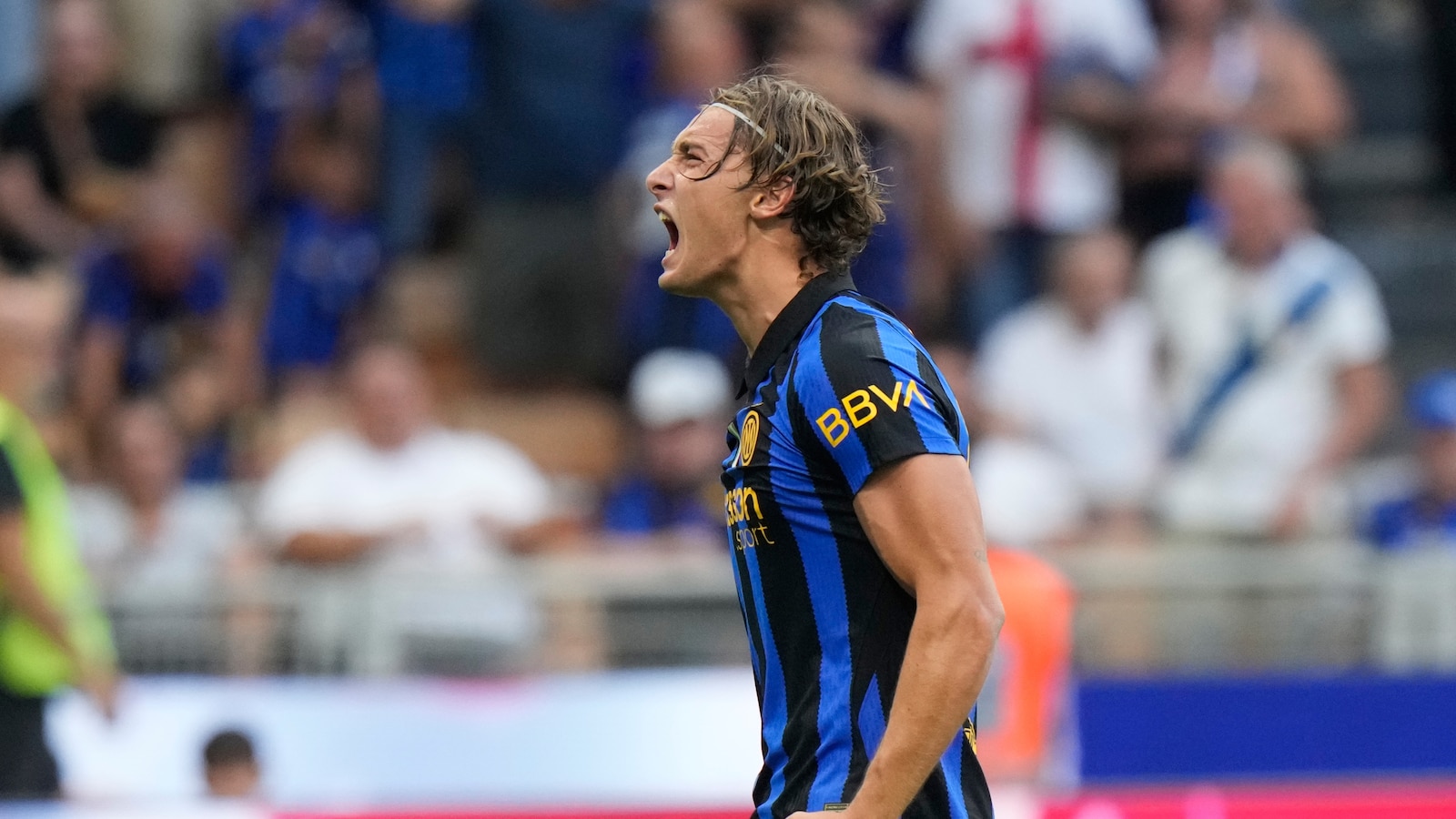 Mourinho gets going at Madrid, Inter starts with a win and Man United loses