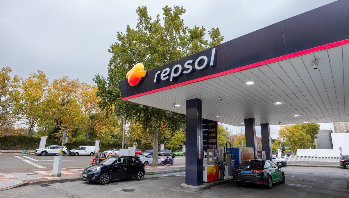 Repsol’s fuel discount is sticking around « Euro Weekly News