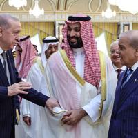 Mecca defense pact targets no country, open to other nations: Erdoğan