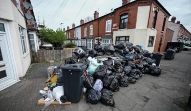 As Birmingham strike worsens, how much do bin workers actually get paid?