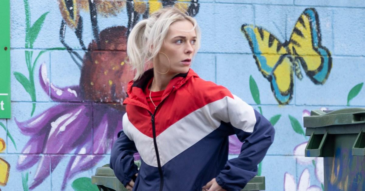 Coronation Street's Lauren 'exposes' blackmailer – and it's someone close | Soaps