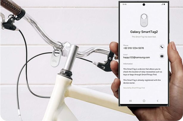 The Samsung SmartTag2 is an essential travel gadget to take with you on holiday.