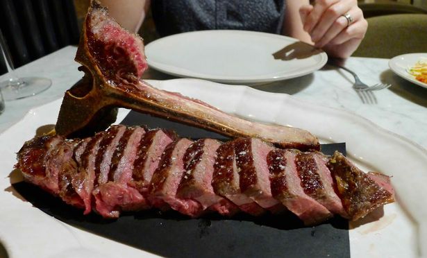 A sliced steak from Asador 44