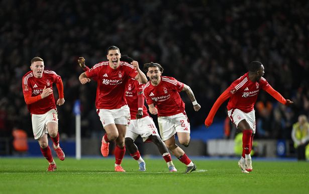 Elliot Anderson, Nikola Milenkovic, Jota Silva and Callum Hudson-Odoi celebrate