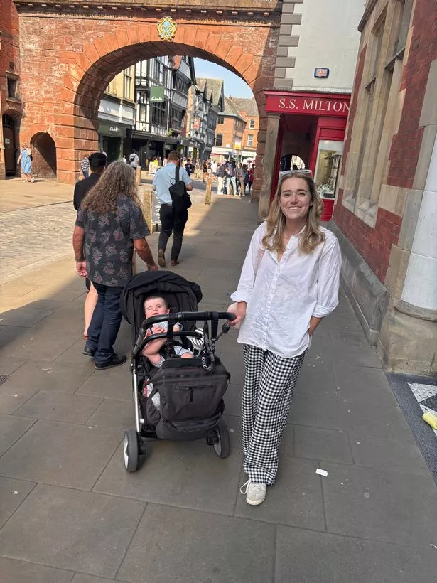 UNIQLO's seersucker easy trousers in gingham