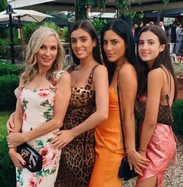 Bianca Censori and family