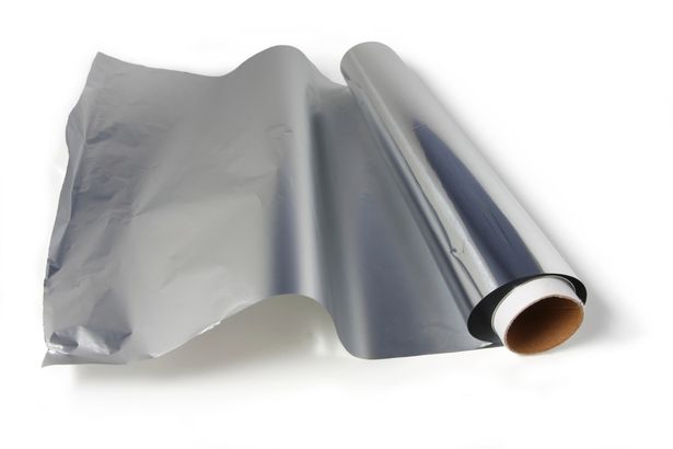 A picture of kitchen/aluminium foil