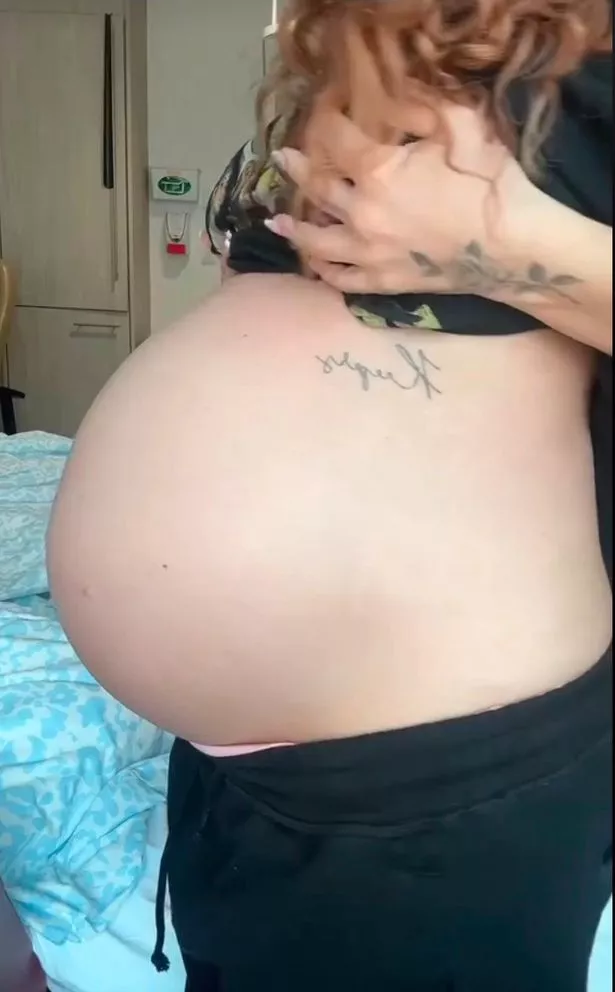 Jesy has showed off her baby bump on instagram