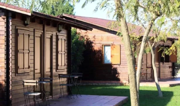 The cabins at the Juan Carlos Ferrero Academy 