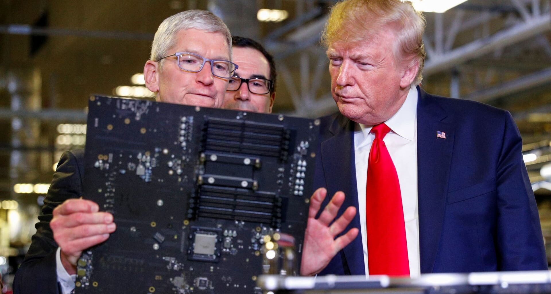 Here’s how much a ‘Made in the USA’ iPhone would cost