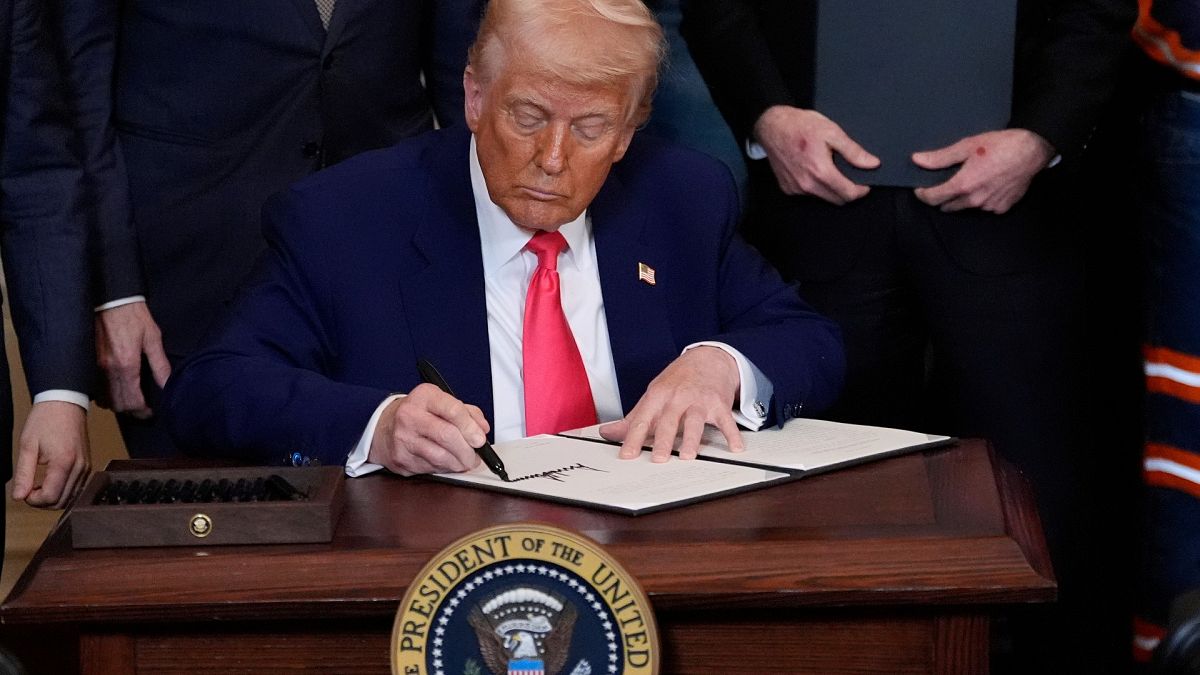Here's how Trump gave a hint to investors before tariffs pause