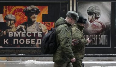 Vladimir Putin signs decree calling up 160,000 Russians for military service