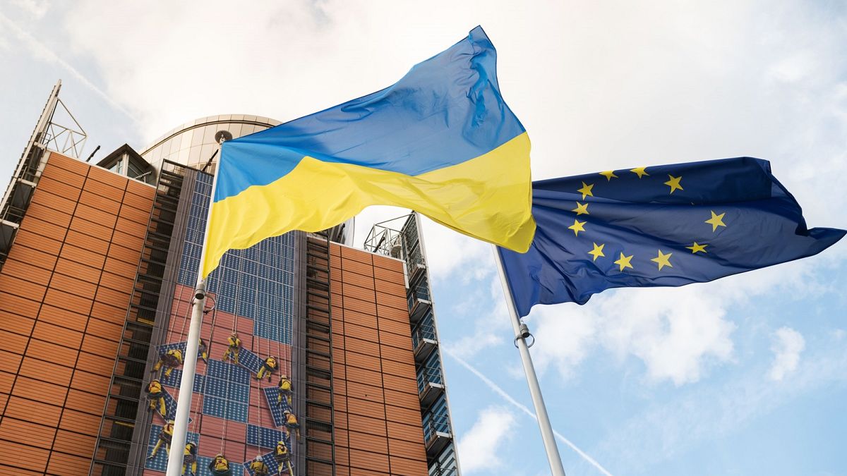 Brussels rejects Russian recognition of Crimea and sanctions relief included in leaked US proposal
