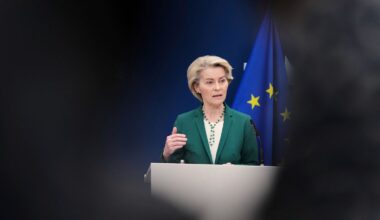 Von der Leyen ready to hit tech and services in US-EU trade war