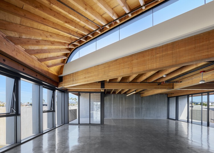1640 14th St Commercial & Offices / HGA - Image 8 of 23