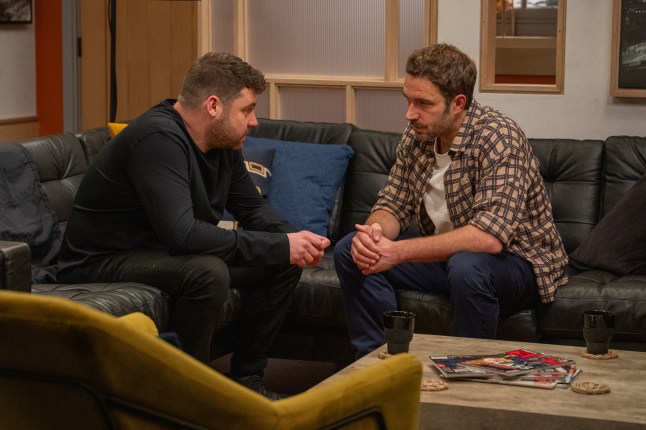 Aaron speaks to John in Emmerdale