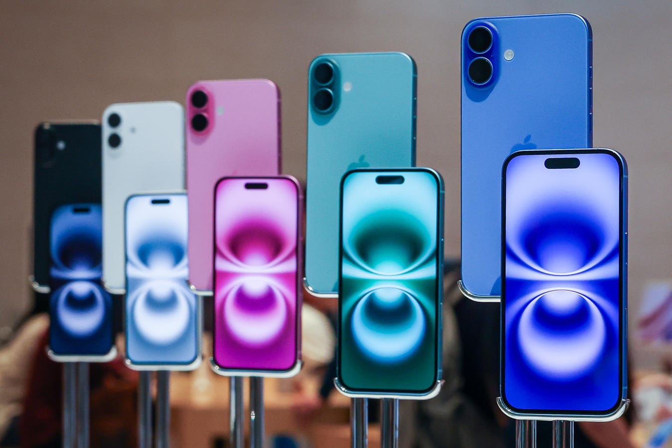 iOS 18.4.1—iPhone Bug Fixes And Security Updates About To Land