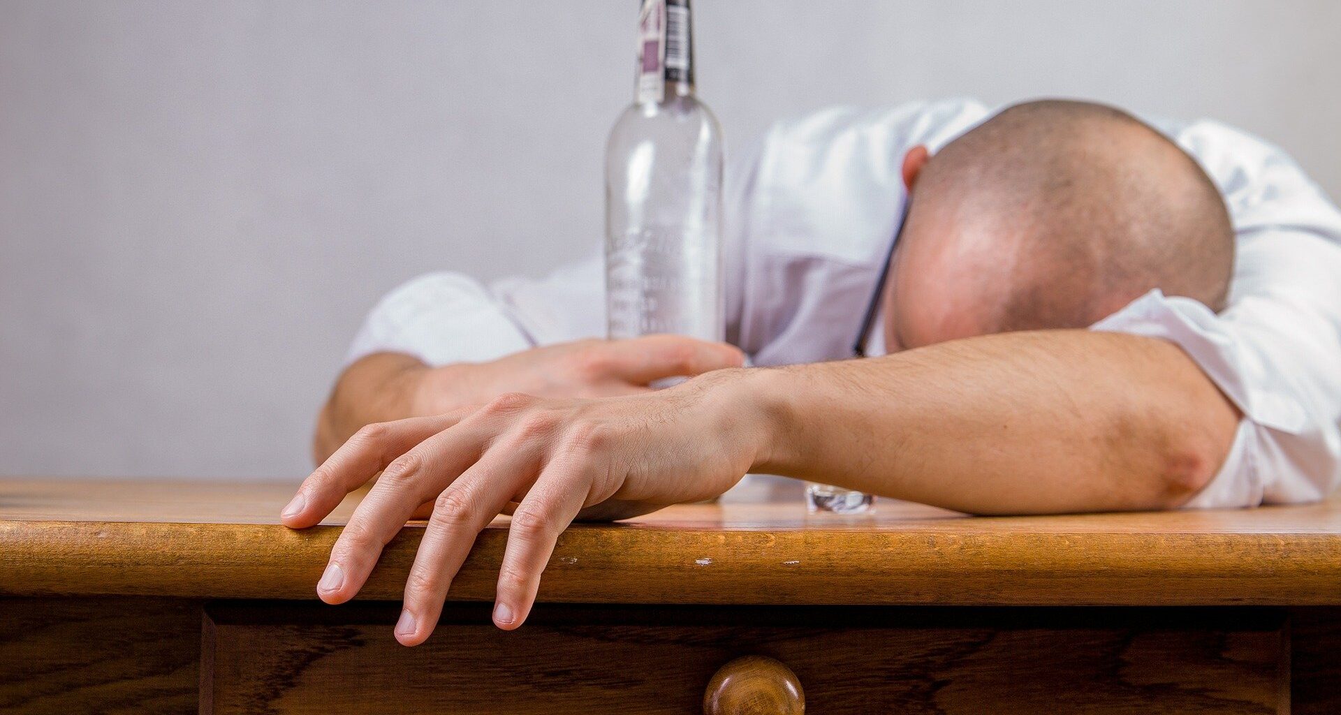 Increase in alcohol deaths in England an 'acute crisis,' say researchers