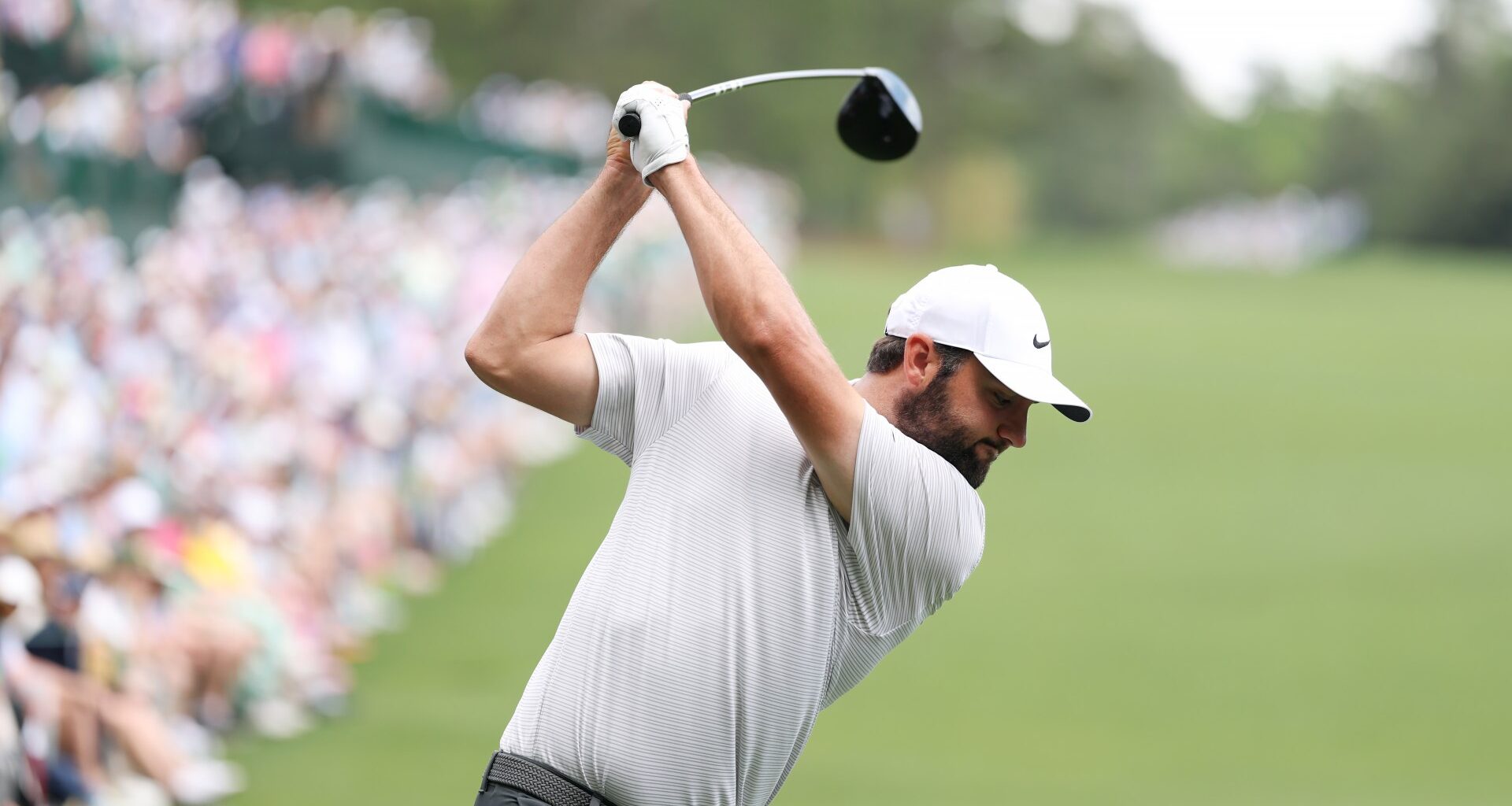 Scottie Scheffler ties 30-year Masters record with 'effortless' start in bid to end two-decade jinx