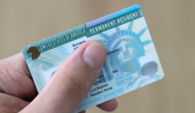 How many Green Card holders live in the US currently - Latest data here