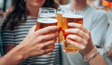 Scientists pinpoint the exact amount of booze a week that 'DOUBLES' your risk of dementia - and it's not that much