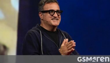 Google shows off smart glasses prototype at a TED event