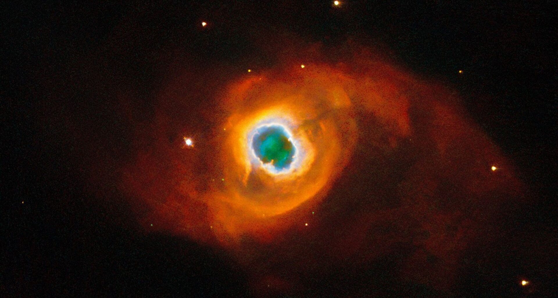 Hubble captures a star's swan song in planetary nebula Kohoutek 4-55