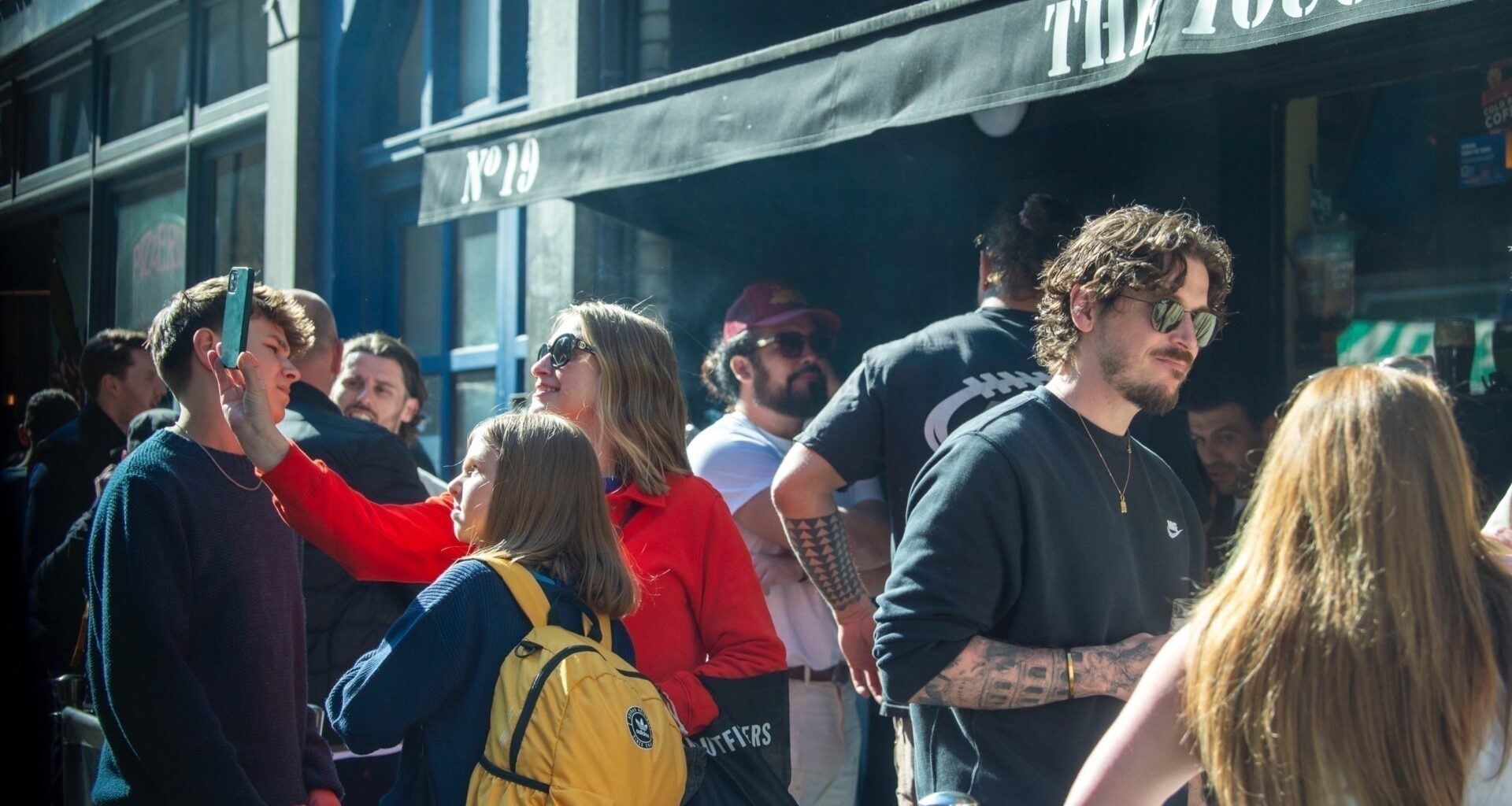 Hollywood action hero stuns fans as he sinks pint outside London pub - would you have spotted him?