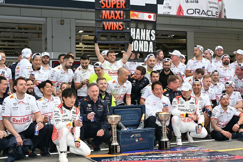 Max Verstappen, Red Bull Racing, Yuki Tsunoda, Red Bull Racing