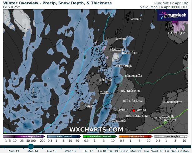 Rain clouds over the UK at 9am