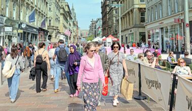 Scots bask in 'final day of sunshine' before downpours predicted