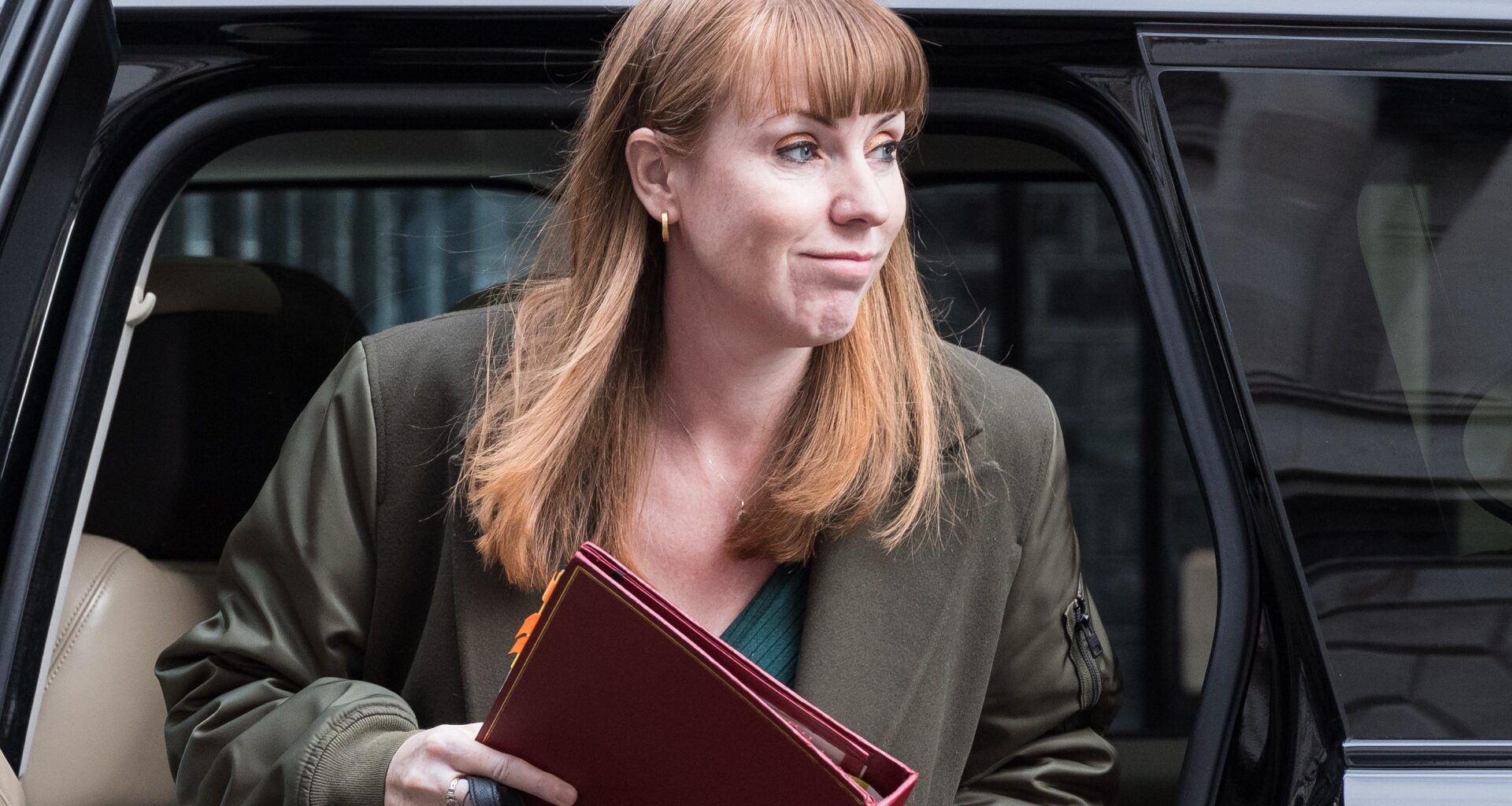 Angela Rayner urged to hand back £10,000 she received from union at centre of Birmingham bin strikes
