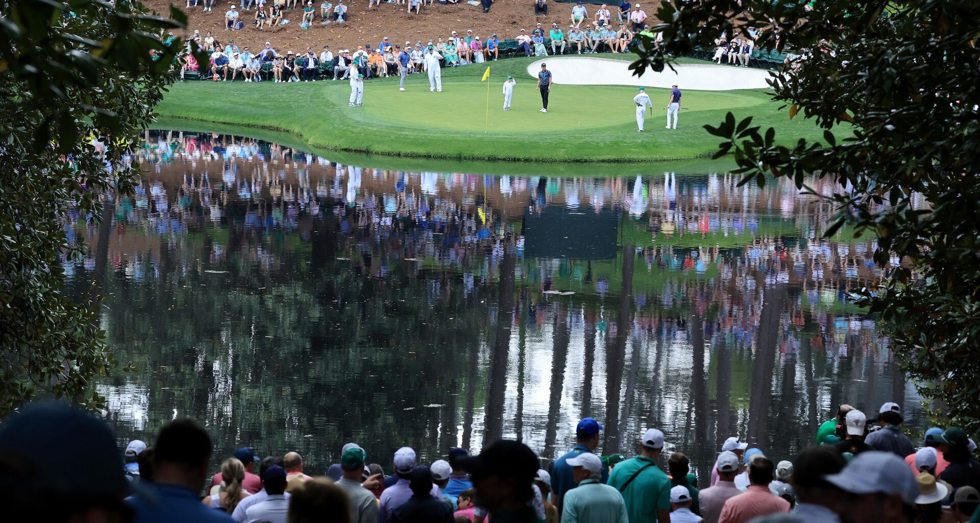 How is the water at Augusta National so shiny? Masters rumoured to use cake ingredient in Rae's Creek