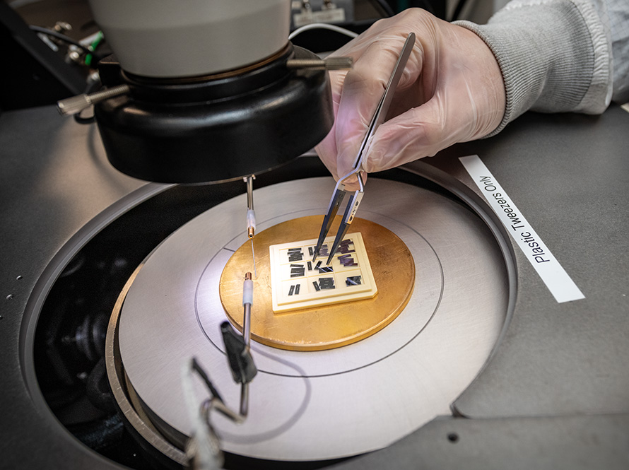Berkeley Lab achieves major superconducting qubits breakthrough