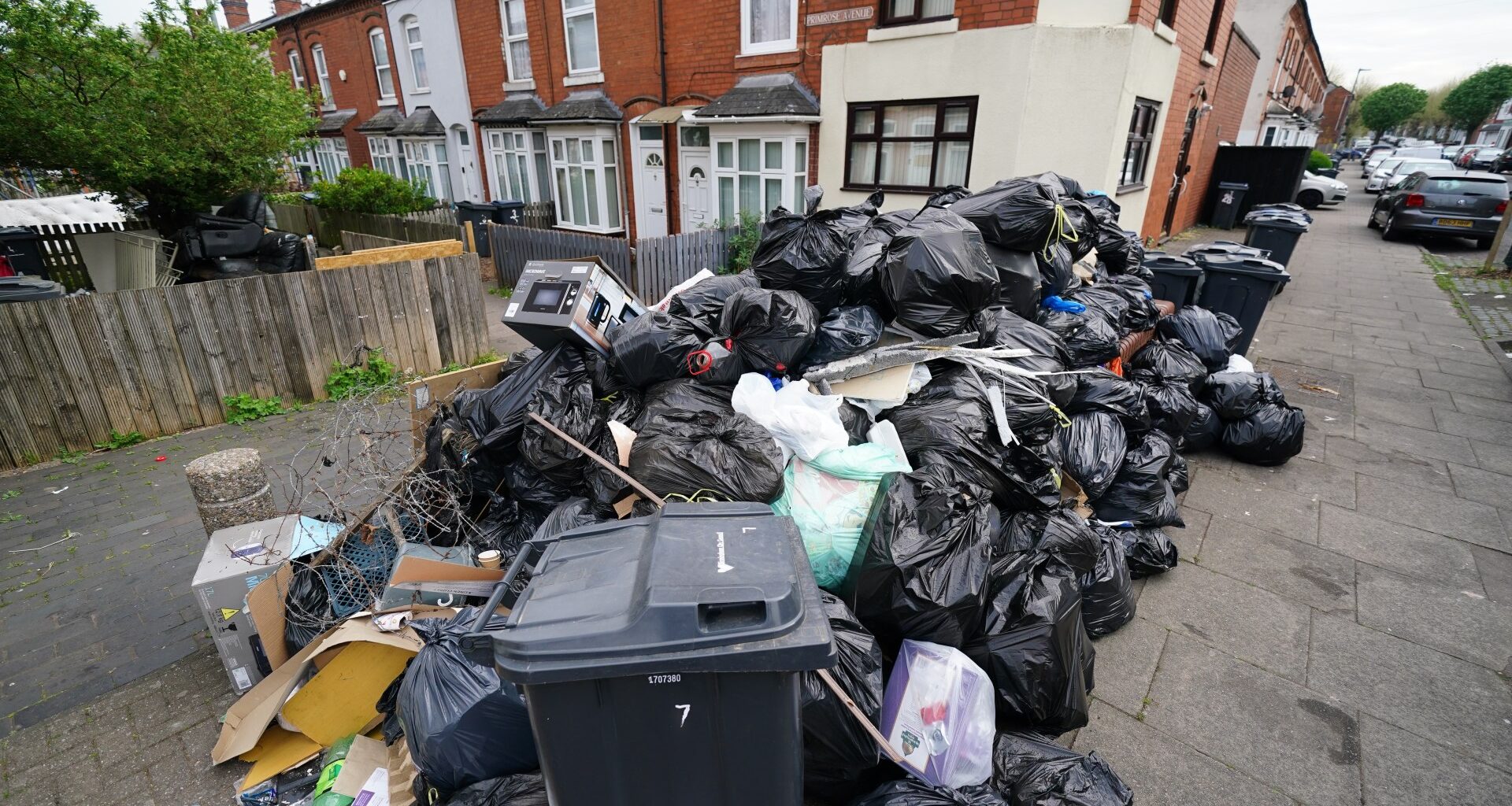 Fury as just 41 bin workers said to be behind strike holding Birmingham to ransom