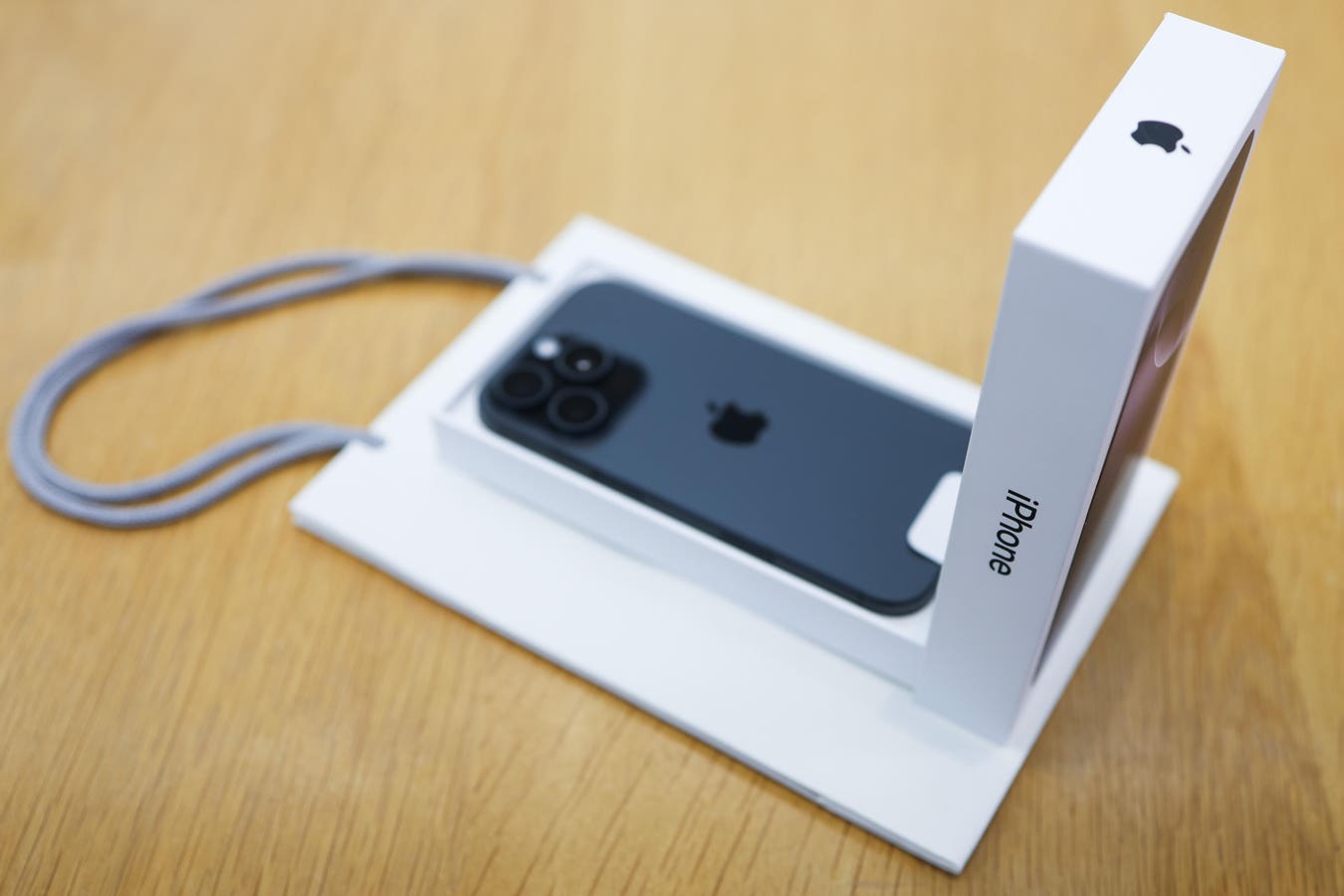 Apple Releases Urgent iPhone Update, With Fixes For All Users