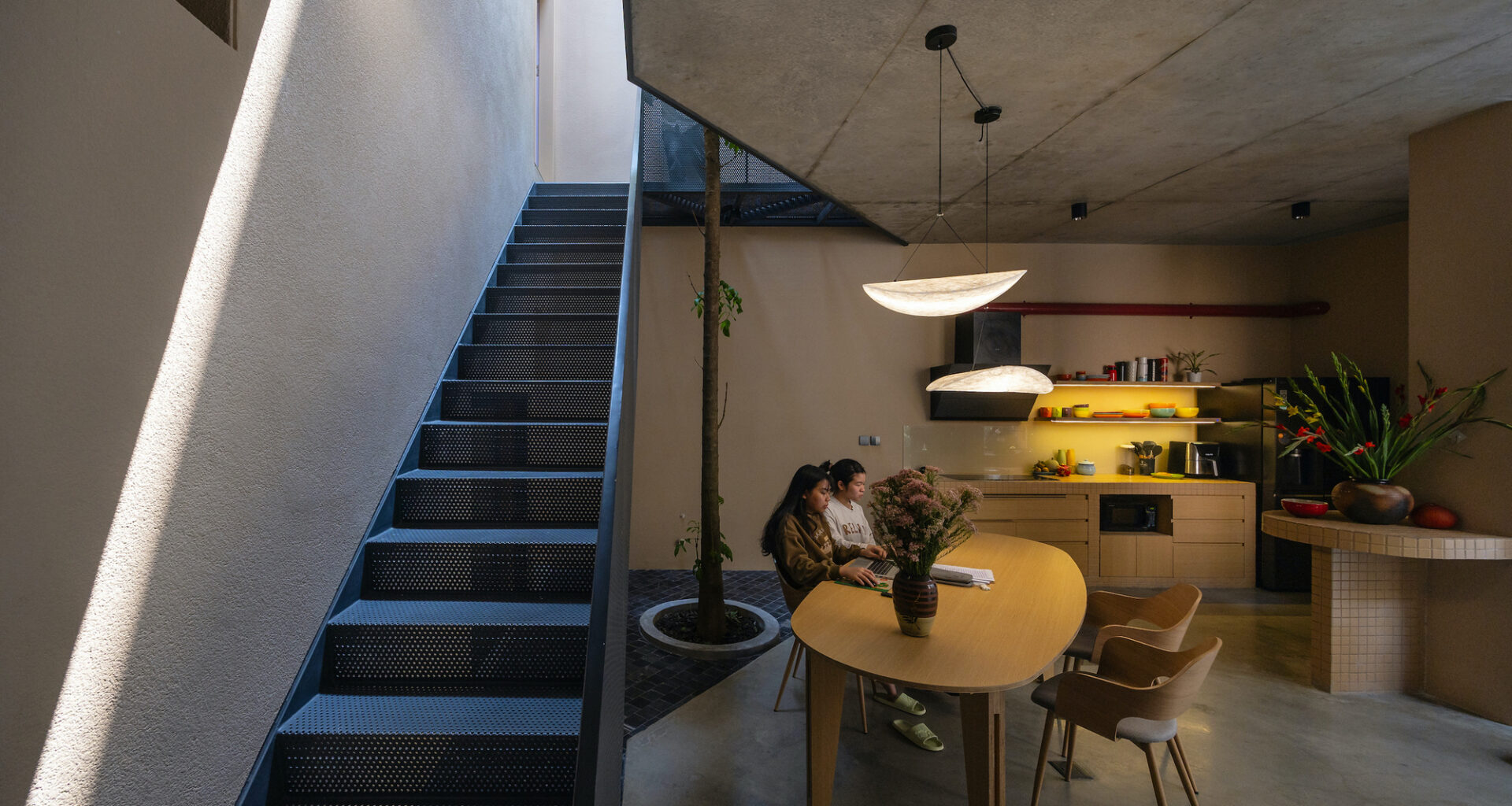 Linh Nam House / TOOB STUDIO