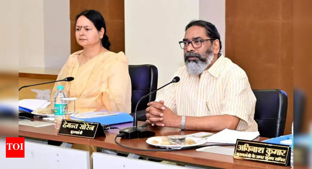 Hemant led 11-member delegation to leave for investment tour to Spain, Sweden from today