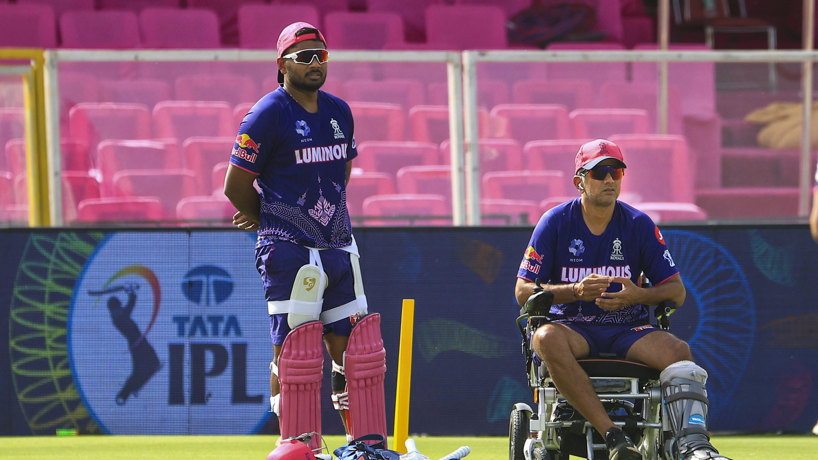 Sanju Samson ignores Rahul Dravid, team meeting in dugout, fans fear ‘rift’: ‘His body language says a 1000 words’