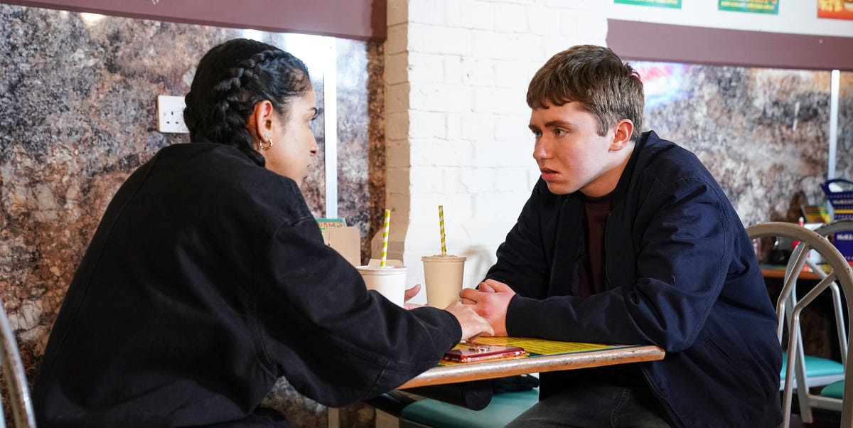 EastEnders lines up romance story for two Walford teenagers