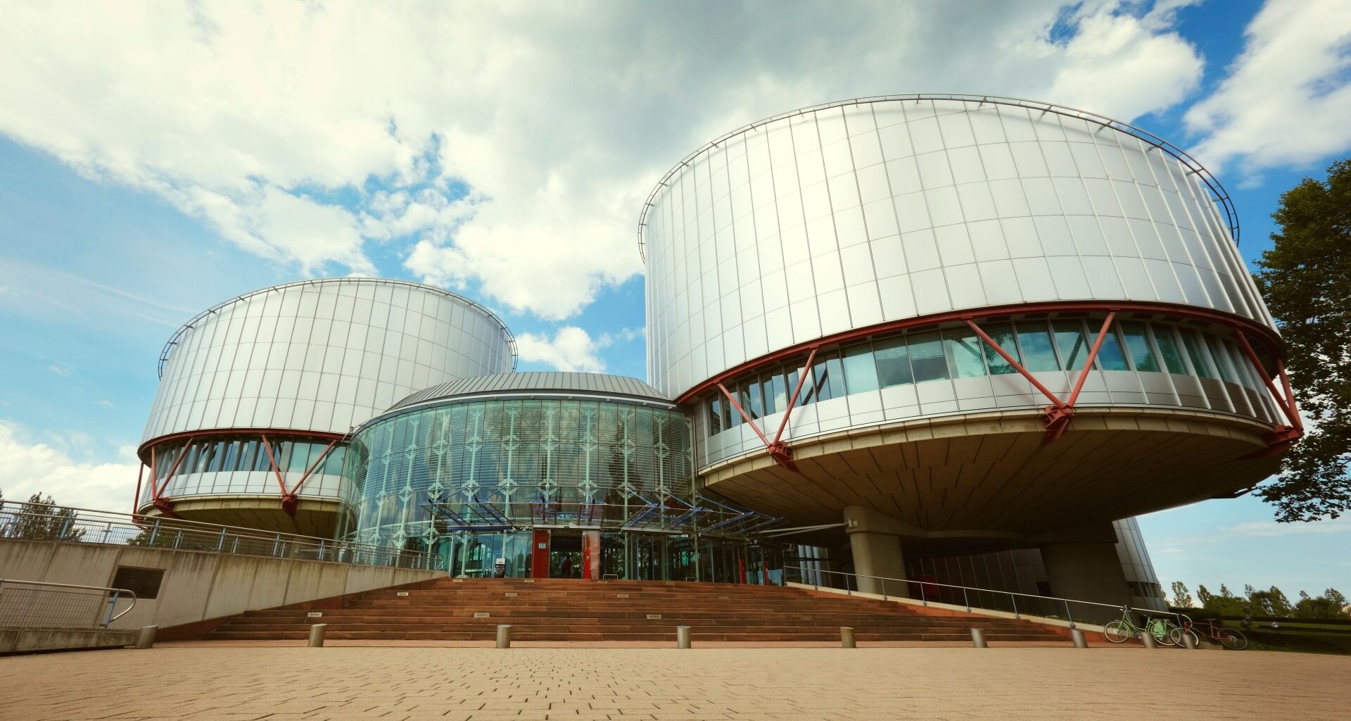 Britain must lead international alliance in quitting European Court of Human Rights if reforms fail, warns report