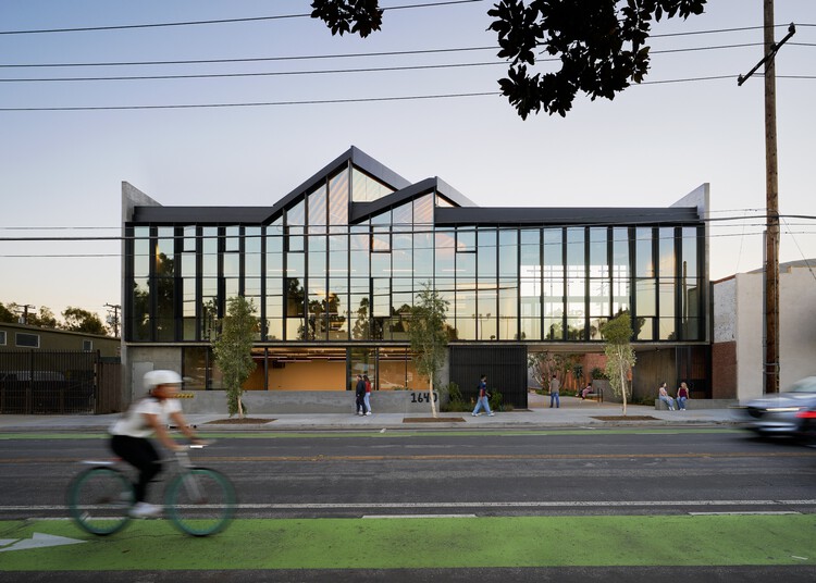 1640 14th St Commercial & Offices / HGA - Exterior Photography