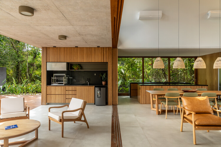 PCW Residence / Pitta Arquitetura - Interior Photography, Kitchen, Wood, Chair