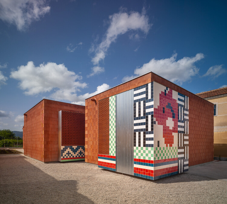MYM House  / PASTOR Y GONZÁLEZ arquitectos - Exterior Photography, Concrete