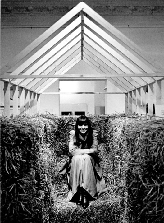 Kristin Feireiss, Founder of the Aedes Architecture Forum, Passes Away at 82 - Image 4 of 6